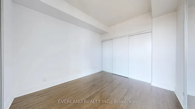 Additional image 23 of 26 Norton Ave Unit 1505