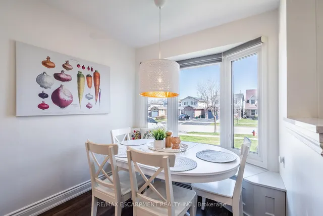 Additional image 9 of 2399 MALCOLM Cres