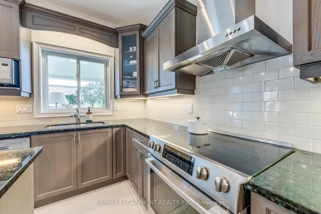 Additional image 19 of 12 Riva Crt