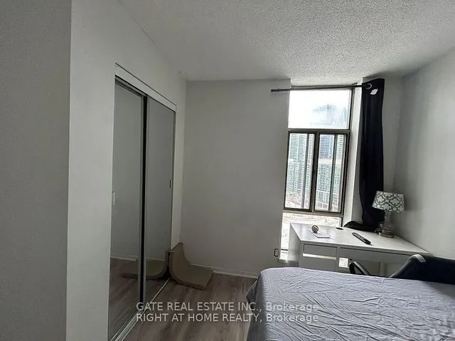 Additional image 4 of 250 Queens Quay Unit 1706
