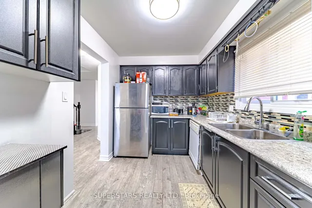 Additional image 6 of 23 Lord Sydenham Crt