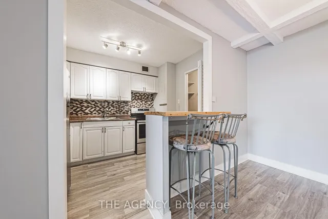 Additional image 11 of 975 Warwick Crt Unit 1410