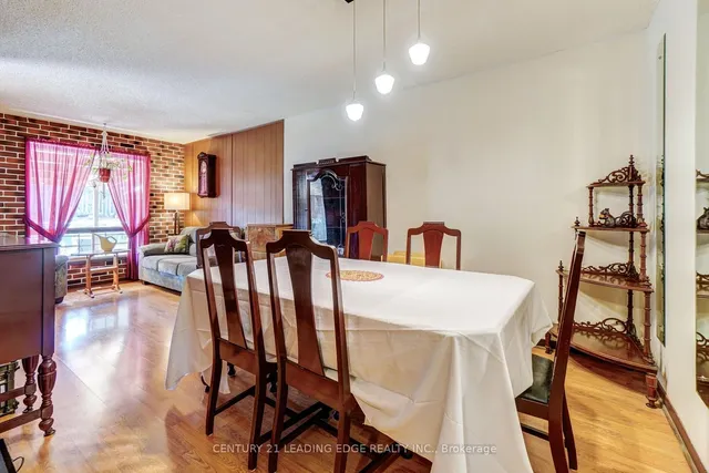 Additional image 29 of 84 Robbinstone Dr