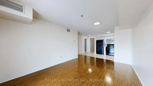 Additional image 8 of 5225 Finch Ave Unit 334