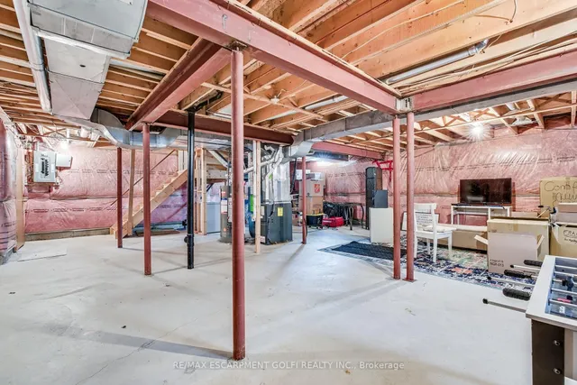 Additional image 21 of 113 Meadowlands Blvd