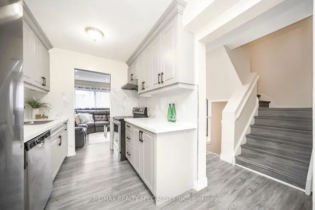 Additional image 10 of 144 Fleetwood Cres