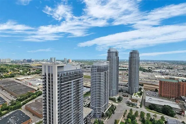 Additional image 22 of 255 Village Green Sq Unit 1803