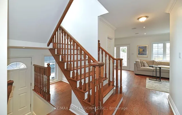 Additional image 12 of 19 Charleston Rd