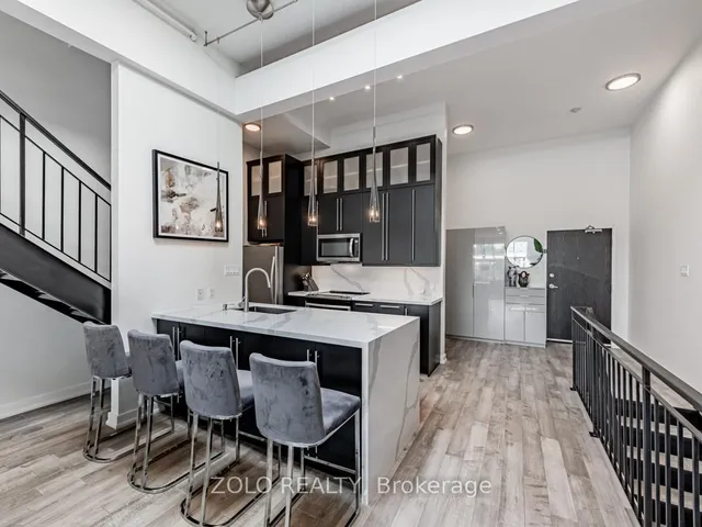 Additional image 7 of 1842 Queen St Unit 304