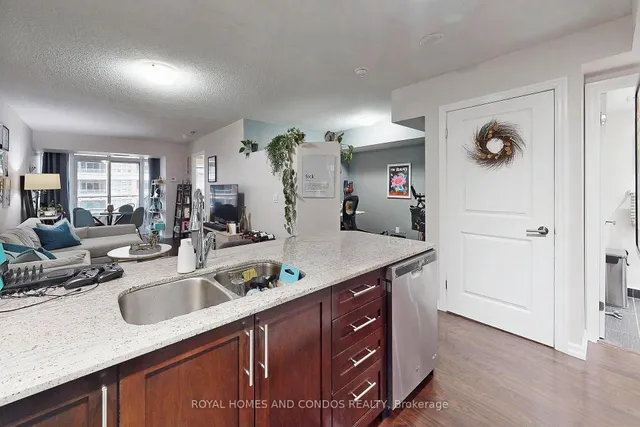 Additional image 19 of 85 East Liberty St Unit 610