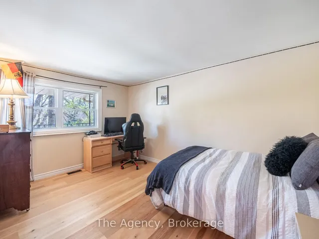 Additional image 21 of 2153 Devon Rd