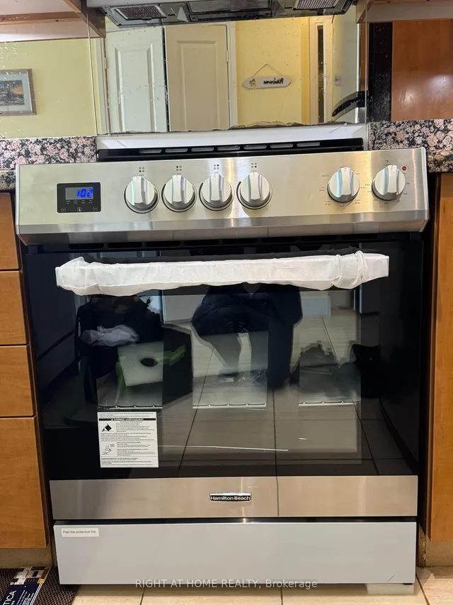 Additional image 6 of 50 Absolute Ave Unit 1101