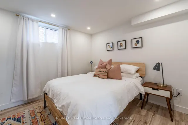 Additional image 38 of 120 Cameron St