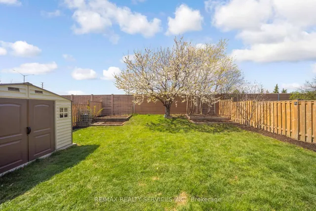 Additional image 43 of 24 Neville Cres