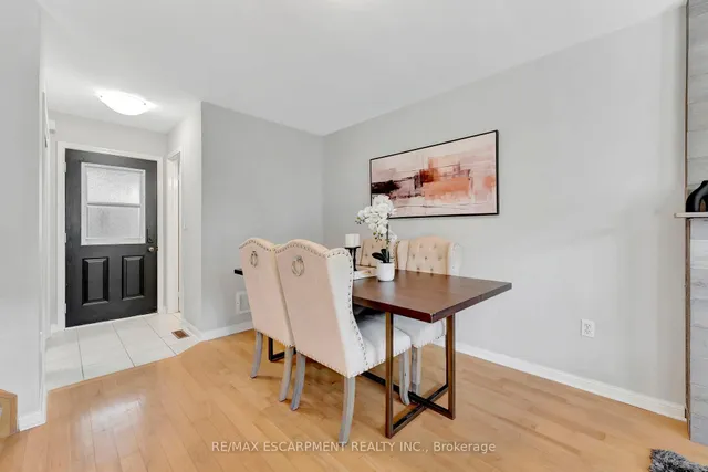 Additional image 5 of 646 Kerr Tr