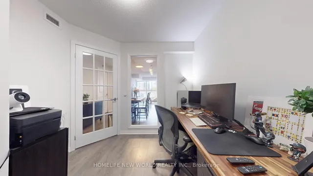 Additional image 11 of 400 Adelaide St Unit 717