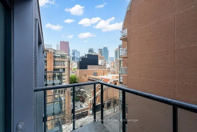 Additional image 27 of 158 Front St Unit 706