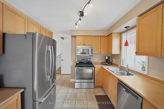 Additional image 13 of 23 Giovanna Dr