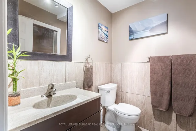 Additional image 35 of 2605 Armour Cres