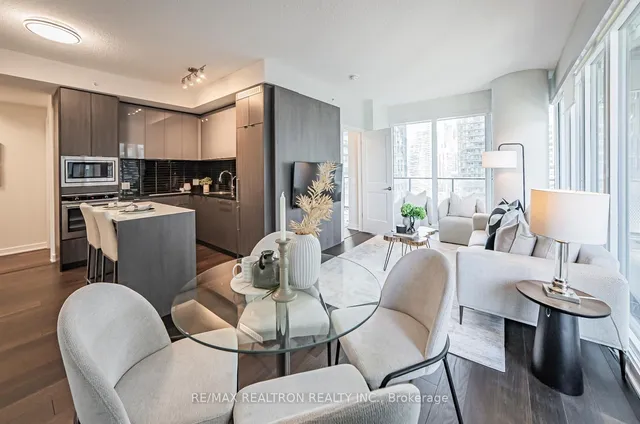 Additional image 33 of 115 Blue Jays Way Unit 2702