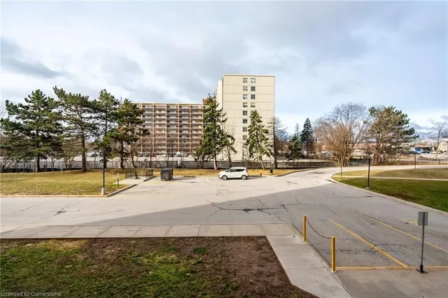 Additional image 23 of 700 Dynes Rd Unit 214