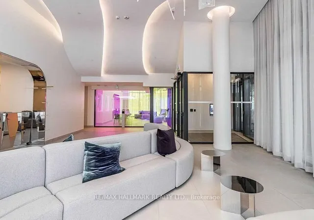 Additional image 11 of 3210 Dakota Common Unit A405