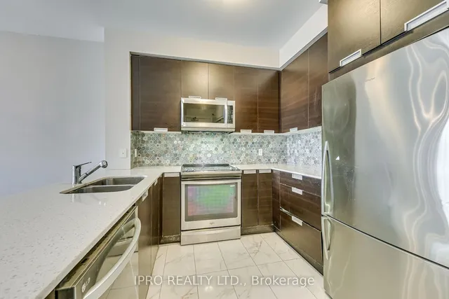 Additional image 9 of 75 Eglinton Ave Unit 106