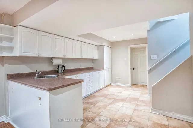 Additional image 25 of 3 Sailwind Rd