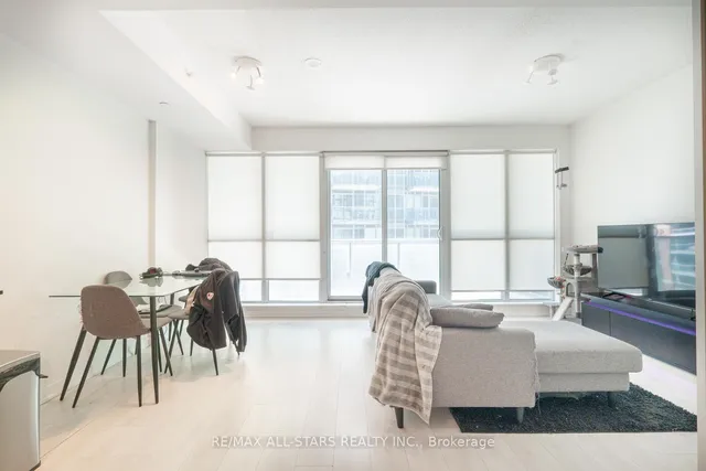 Additional image 11 of 150 East Liberty St Unit 605