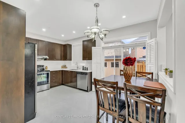 Additional image 18 of 8 Griffith Crt