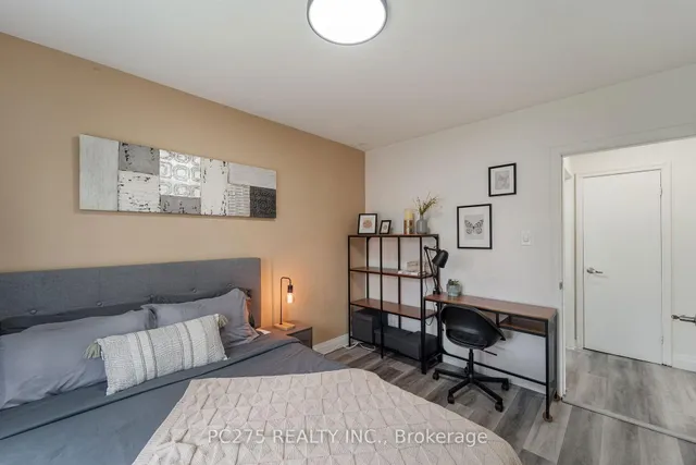 Additional image 34 of 67 Acton Ave