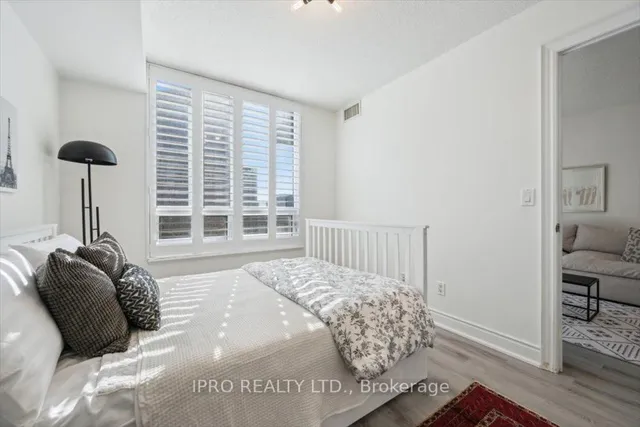 Additional image 28 of 15 Greenview Ave Unit 1514