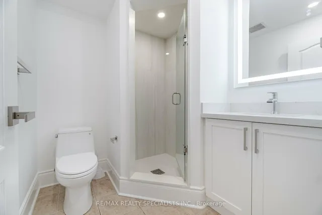 Additional image 39 of 8C Clairtrell Rd