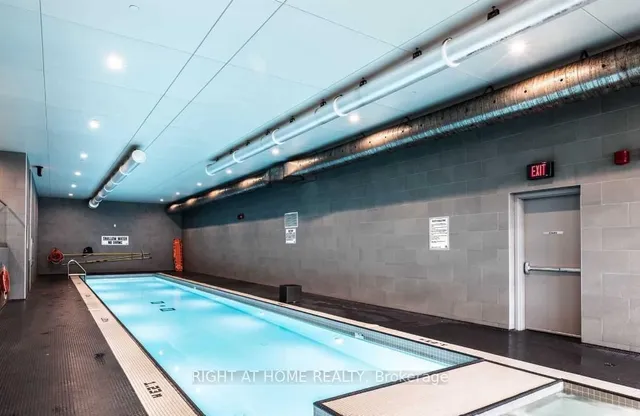 Additional image 34 of 15 Iceboat Terr Unit 2709