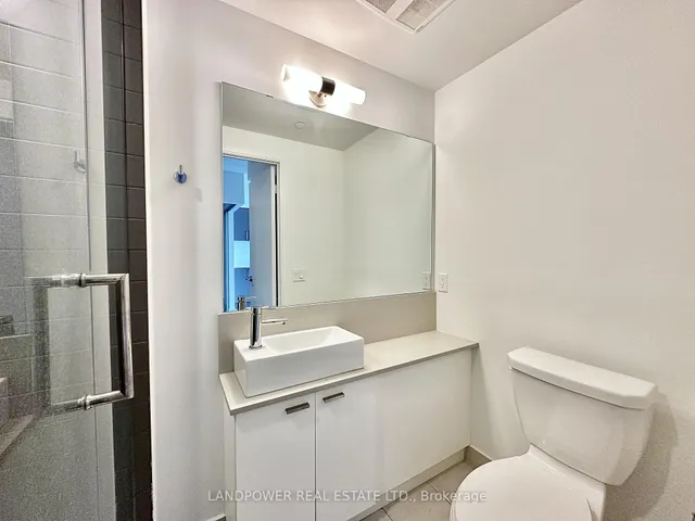 Additional image 16 of 27 Bathurst St Unit 509W