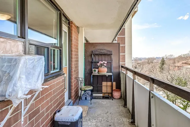 Additional image 25 of 541 Blackthorn Ave Unit 1005