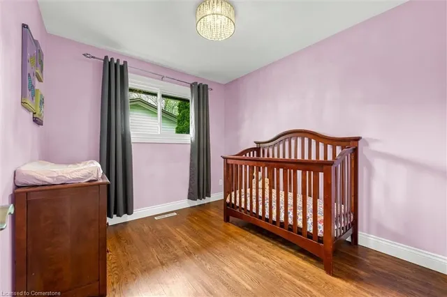 Additional image 17 of 14 Carousel Ave