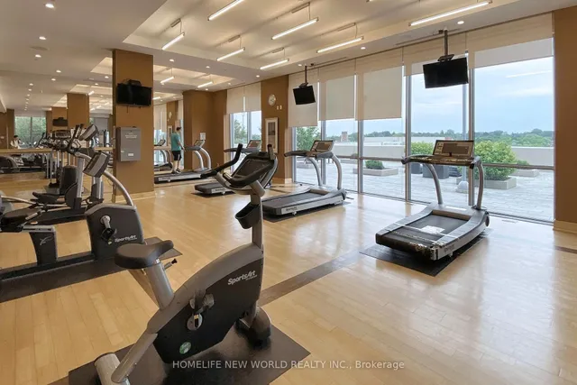 Additional image 33 of 151 Village Green Sq Unit 501