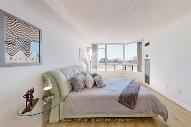 Additional image 14 of 330 Alton Towers Circ Unit 210