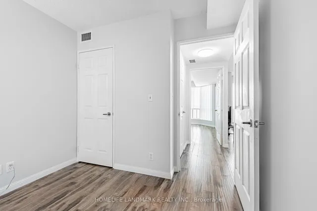 Additional image 18 of 1 Lee Centre Dr Unit 1601