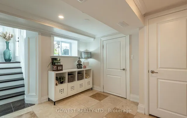 Additional image 20 of 2670 Embleton Rd