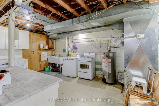 Additional image 22 of 77 Fontainbleau Dr