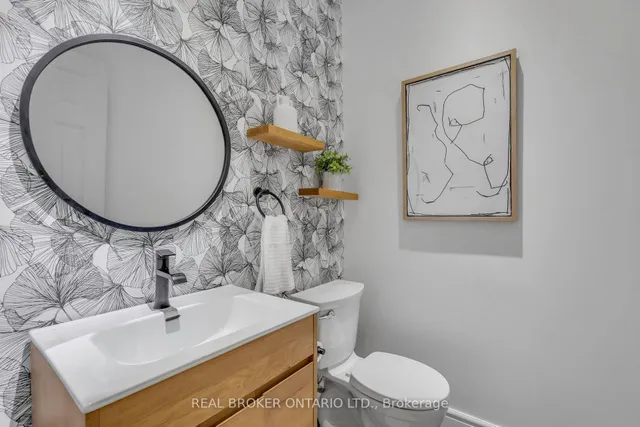 Additional image 24 of 1036 Hemstreet Cres