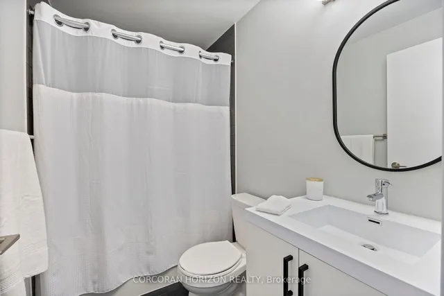 Additional image 23 of 70 Lanark Ave