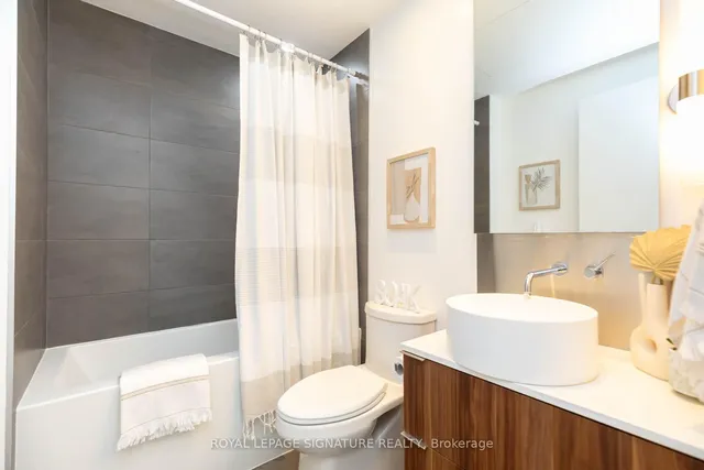 Additional image 15 of 185 Roehampton Ave Unit 2805