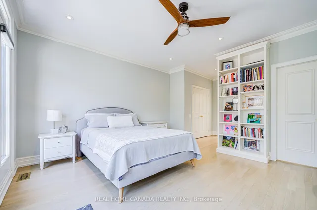 Additional image 33 of 121 Davenport Rd