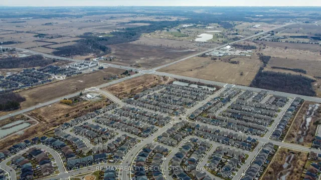 Additional image 32 of 458 Etheridge Ave