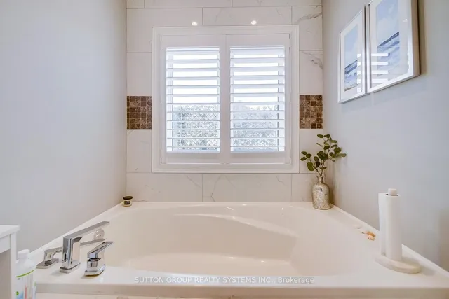 Additional image 38 of 3060 Eberly Woods Dr