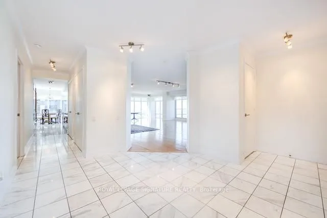 Additional image 9 of 2181 Yonge St Unit 3103