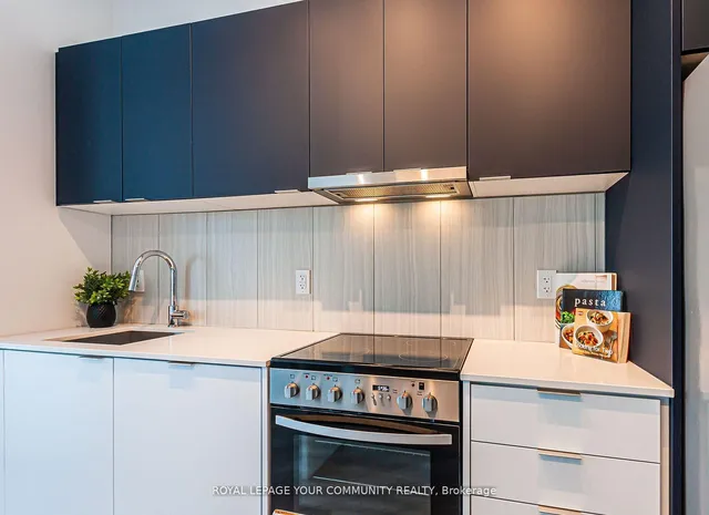 Additional image 18 of 8 Tippett Rd N/A Unit 1005